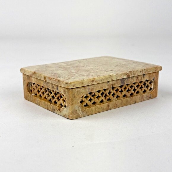 Artisan Hand Carved Stone Cricket Trinket with Lid Box Made India 4" x 3" - Picture 2 of 8